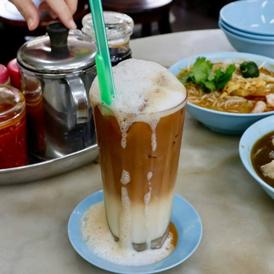 Iced gula melaka latte